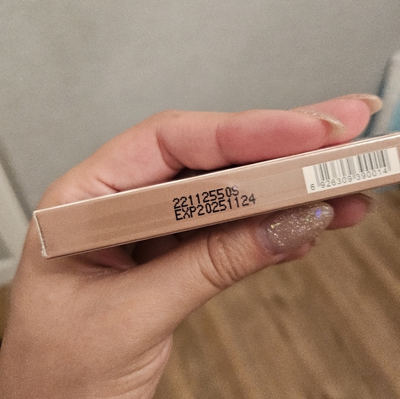 Flortte Flower Food Bear Liquid Eyeliner #04 Pink - Picture 3 of 5